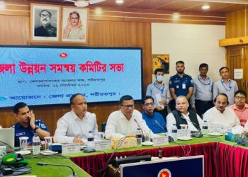 জনগণের দ্বোরগোড়ায় সেবা পৌঁছে দিতে হবে: এনামুল হক শামীম