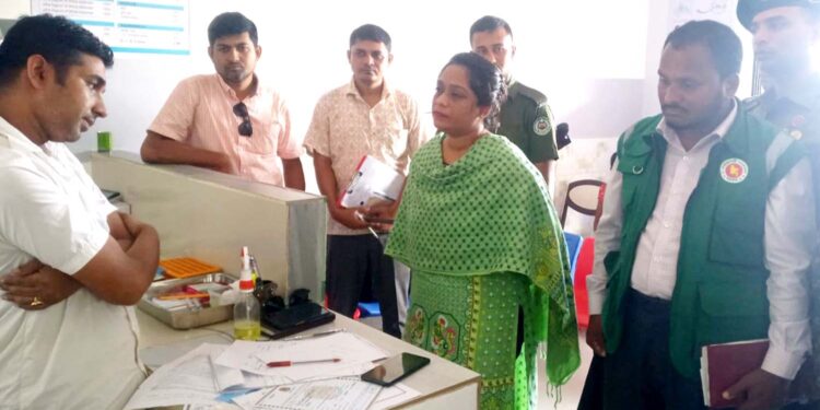রামুতে ২টি ডায়াগনস্টিক সেন্টার সিলগালা, ২০ হাজার টাকা জরিমানা 1 রামুতে ২টি ডায়াগনস্টিক সেন্টার সিলগালা, ২০ হাজার টাকা জরিমানা