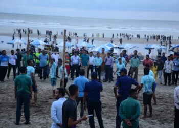 চলছে কক্সবাজার পর্যটন মেলা ও বিচ কার্নিভাল
