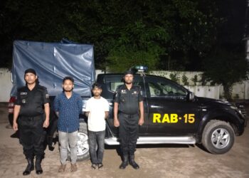 চকরিয়ায় প্রাইভেটকার যোগে মাদক পাচারকালে আটক  ২