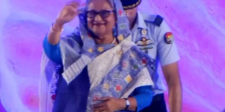 ২৮ বছর পর মাতারবাড়ি এলেন প্রধানমন্ত্রী 1 ২৮ বছর পর মাতারবাড়ি এলেন প্রধানমন্ত্রী