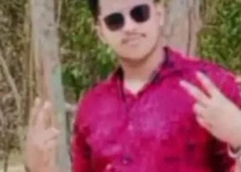 বিয়ের কার্ড অর্ডার করে ফেরার পথে অপহরণের শিকার