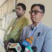 কক্সবাজার-৩ আসনে স্বতন্ত্র প্রার্থী ব্যারিস্টার মিজান সাঈদের ভোট বর্জন 2 কক্সবাজার-৩ আসনে স্বতন্ত্র প্রার্থী ব্যারিস্টার মিজান সাঈদের ভোট বর্জন