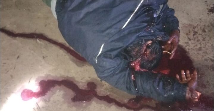 রোহিঙ্গা ক্যাম্পে যুবককে কুপিয়ে হত্যা