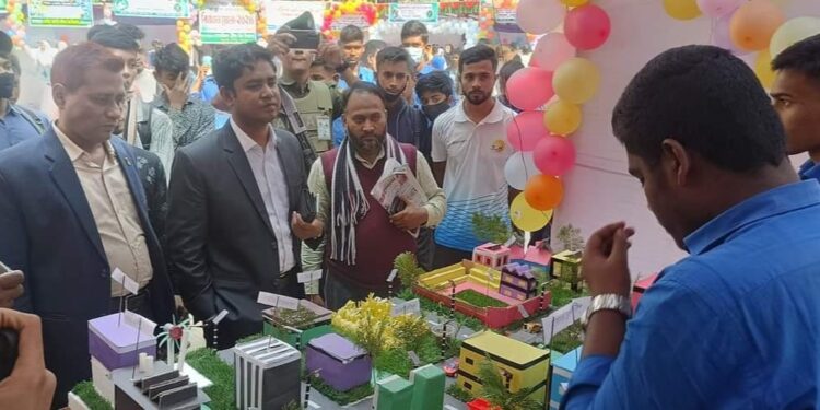 চকরিয়ায় দুইদিন ব্যাপী বিজ্ঞান মেলা উদ্বোধন
