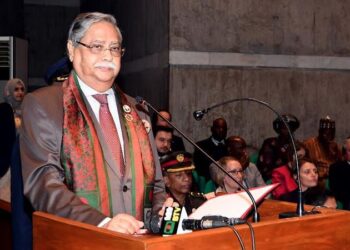 সহিংসতা ও নৈরাজ্যের পথ পরিহার করার আহবান রাষ্ট্রপতির
