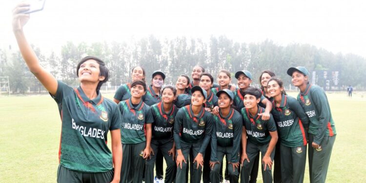 পাকিস্তানের বিপক্ষেও জয় পেছে অনূর্ধ্ব—১৯ নারী দল