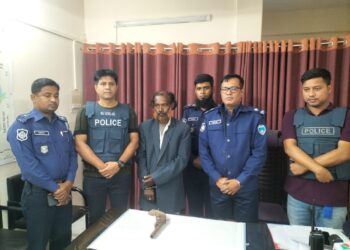 মহেশখালীতে অস্ত্রসহ একজন গ্রেফতার