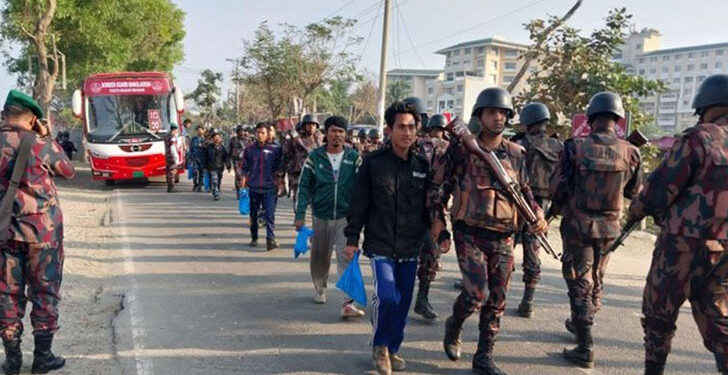 মিয়ানমারের ৩৩০ জনকে ফেরত পাঠানোর প্রক্রিয়া চলছে