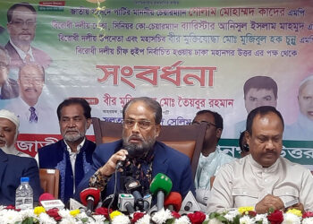 এই মুহূর্তে দল ভাগের সম্ভাবনা দেখছি না: জি এম কাদের