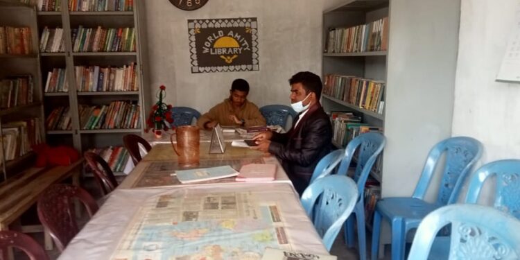 ওয়ার্ল্ড এমাটি লাইব্রেরি পরিদর্শনে জনাব জালাল উদ্দীন
