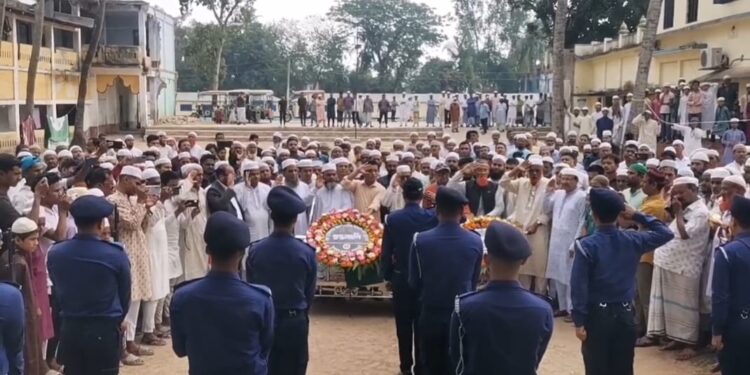 বীর মুক্তিযোদ্ধা মাস্টার নাজির আহমদ এর দাফন সম্পন্ন
