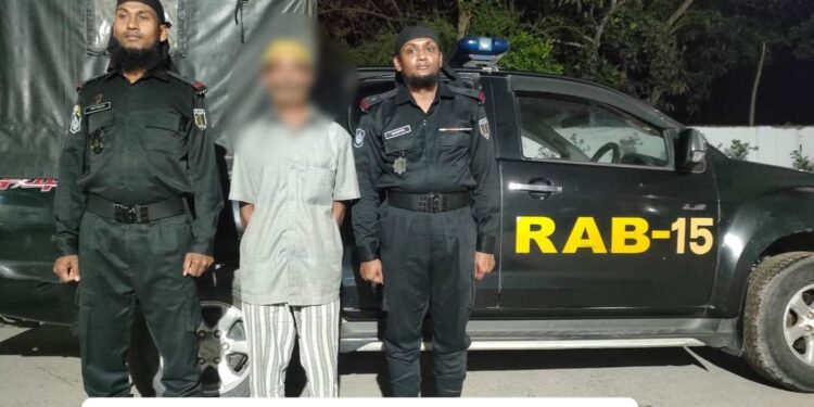 ২২ বছর পলাতক থাকার পর ৭ বছরের সাজাপ্রাপ্ত আসামি চকরিয়ার বাদশা মিয়া অবশেষে গ্রেফতার 1 ২২ বছর পলাতক থাকার পর ৭ বছরের সাজাপ্রাপ্ত আসামি চকরিয়ার বাদশা মিয়া অবশেষে গ্রেফতার