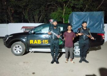 কক্সবাজারের ছিনতাইকারী চক্রের প্রধান সালমান আটক