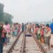 কক্সবাজারে রেললাইনে কাটা পড়ে কিশোরীর মৃত্যু 2 কক্সবাজারে রেললাইনে কাটা পড়ে কিশোরীর মৃত্যু