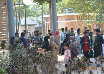 রোজার ঈদ ও বাংলা নববর্ষের ছুটিতে ডুলাহাজারা বঙ্গবন্ধু শেখ মুজিব সাফারি পার্ক ভ্রমণে এসেছেন ২৮ হাজার দর্শনার্থী