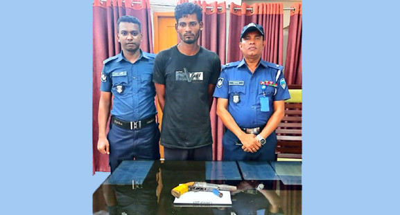ডাকাত দলের সর্দার টাওয়ার অস্ত্রসহ গ্রেফতার 1 ডাকাত দলের সর্দার টাওয়ার অস্ত্রসহ গ্রেফতার