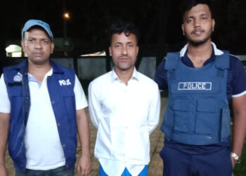 গোপন সংবাদের ভিত্তিতে মহেশখালীতে এসআই পরেশ হত্যা মামলার আসামি গ্রেফতার