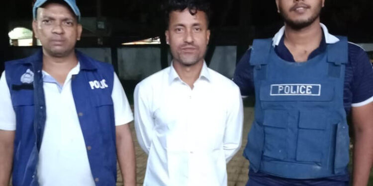 গোপন সংবাদের ভিত্তিতে মহেশখালীতে এসআই পরেশ হত্যা মামলার আসামি গ্রেফতার 1 গোপন সংবাদের ভিত্তিতে মহেশখালীতে এসআই পরেশ হত্যা মামলার আসামি গ্রেফতার