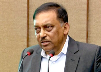 মিয়ানমারকে হুঁশিয়ারী: গুলি আসলে পাল্টা গুলি চালানো হবে