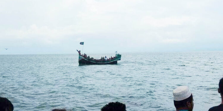 টেকনাফ—সেন্ট মার্টিন রুটে নৌযান চলাচল স্বাভাবিক 1 টেকনাফ—সেন্ট মার্টিন রুটে নৌযান চলাচল স্বাভাবিক