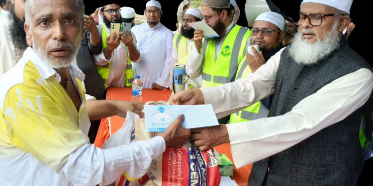 জাতির যেকোন ক্রান্তিলগ্নে ওলামা-মাশায়েখ জনগণের পাশে থাকে-থাকবে: ধর্ম উপদেষ্টা 1 জাতির যেকোন ক্রান্তিলগ্নে ওলামা-মাশায়েখ জনগণের পাশে থাকে-থাকবে: ধর্ম উপদেষ্টা