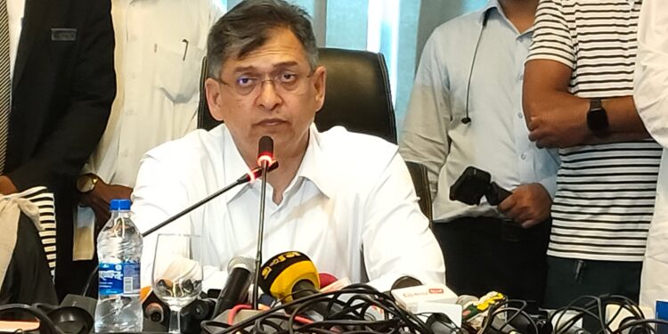 আয়নাঘর বানিয়ে নির্যাতন ও হত্যাকারীদের রাজনীতি করার অধিকার নেই : সালাহউদ্দিন 1 আয়নাঘর বানিয়ে নির্যাতন ও হত্যাকারীদের রাজনীতি করার অধিকার নেই : সালাহউদ্দিন