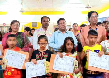 নওগাঁয় নজরুল সংগীত প্রতিযোগিতার পুরস্কার বিতরণ সম্পন্ন