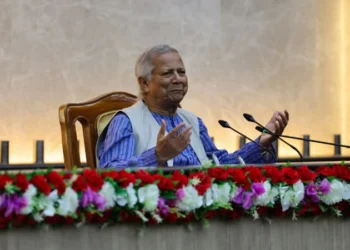 পুলিশের জ্যেষ্ঠ কর্মকর্তাদের সঙ্গে প্রধান উপদেষ্টার বৈঠক অনুষ্ঠিত