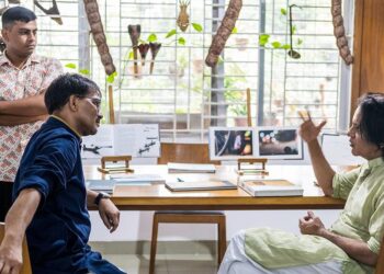 ঘরে ফেরার গল্প নিয়ে ‘হোমওয়ার্ড’ ও ‘বাড়ি ফেরা মানা’ বইয়ের প্রকাশনা উৎসব