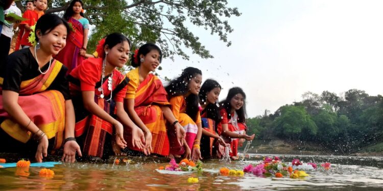 পাহাড়ে নববর্ষ ও চৈত্রসংক্রান্তির সাতরঙা উৎসব